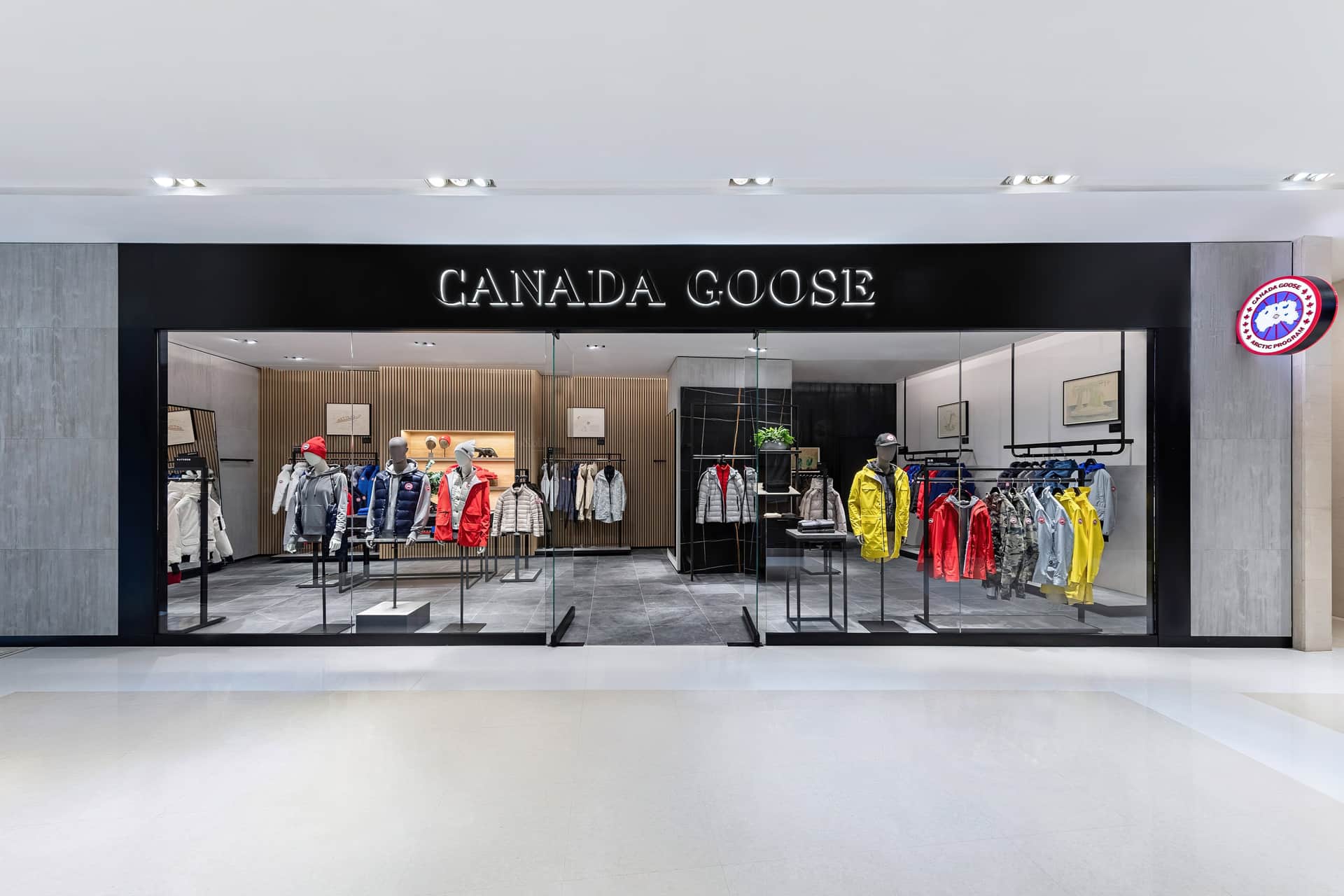 Canada Goose, Dalian - Times Square Canada Goose, Dalian - Times Square